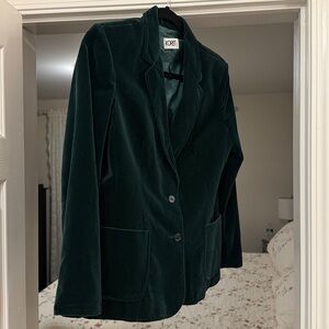Beautiful Koret Deep Green Velvet Jacket